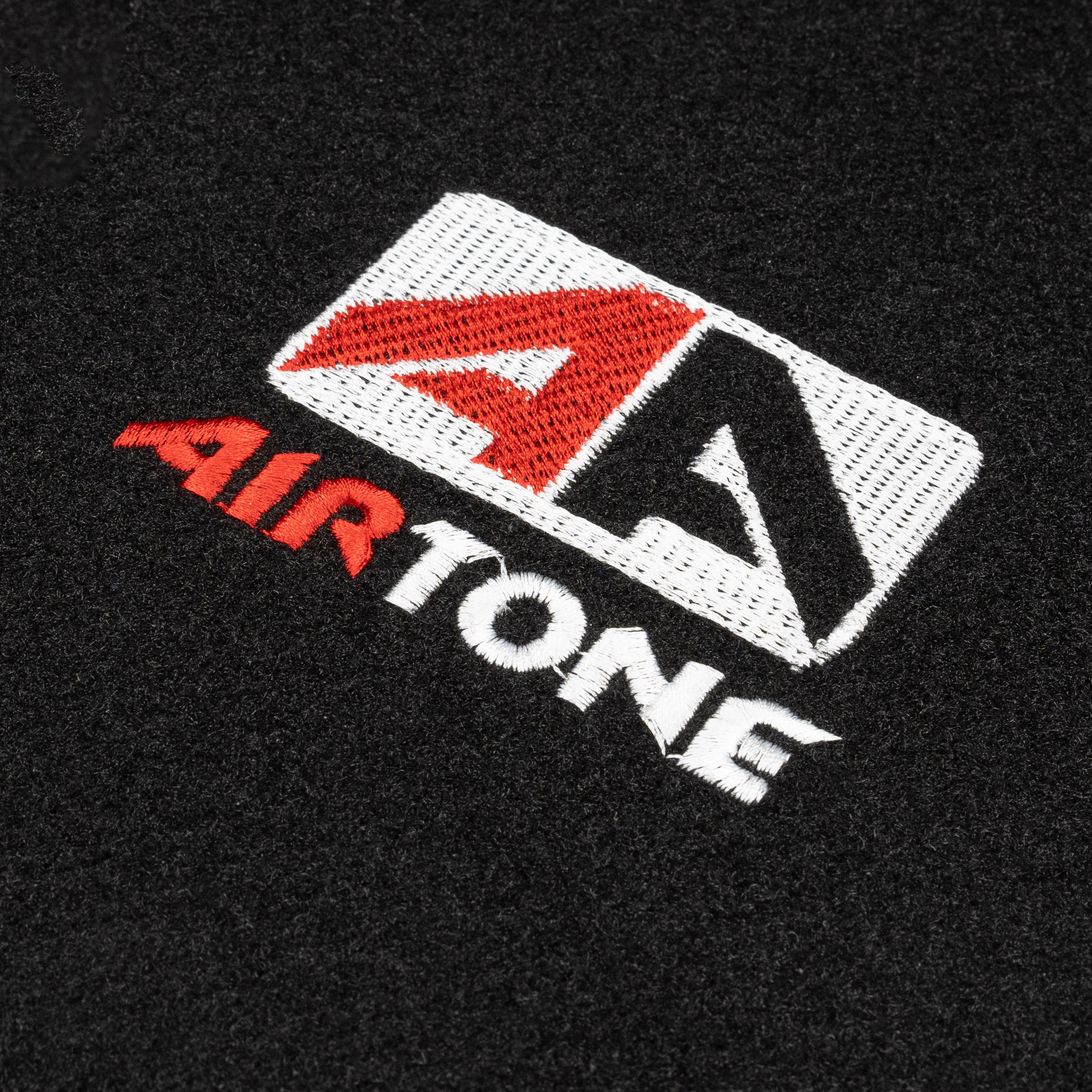 Сабвуфер корпусной активный AIRTONE NITRO BASS BOX 12 оптом — цена от партии. Поставки для магазинов и установочных центров | AMPGROUP
